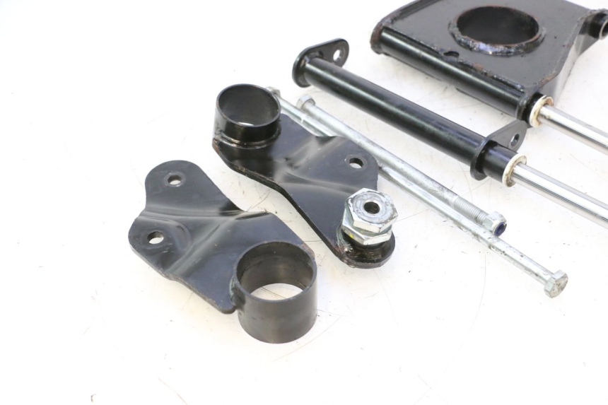 photo de SUPORTE DO MOTOR PIAGGIO MP3 LT 400 (2007 - 2012) - Vista geral