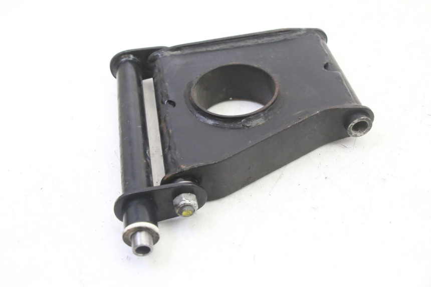 photo de SUPORTE DO MOTOR PIAGGIO MP3 500 (2014 - 2017) - Outro ângulo de visão