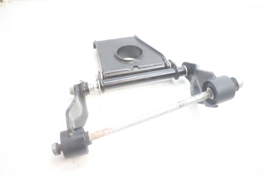 photo de SUPORTE DO MOTOR PIAGGIO MP3 500 (2011 - 2015) - Zoom do estado de desgaste