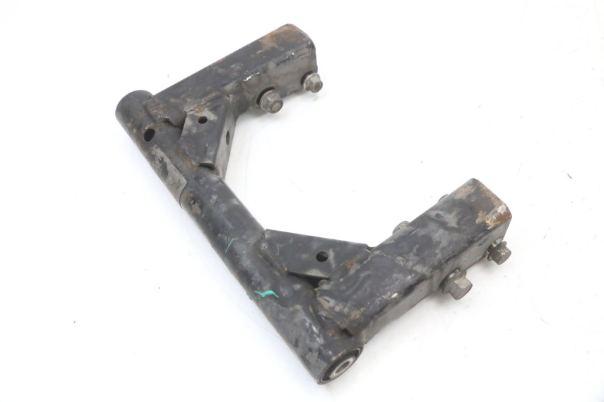 photo de SUPORTE DO MOTOR MBK MW TRYPTIK 125 (2014 - 2016) - Outro ângulo de visão