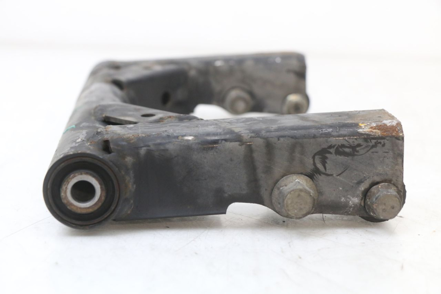 photo de SUPORTE DO MOTOR MBK MW TRYPTIK 125 (2014 - 2016) - Pontos de fixação