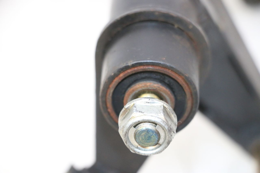 photo de SUPORTE DO MOTOR KYMCO LIKE 4T 50 (2019 - 2025) - Zoom do estado de desgaste
