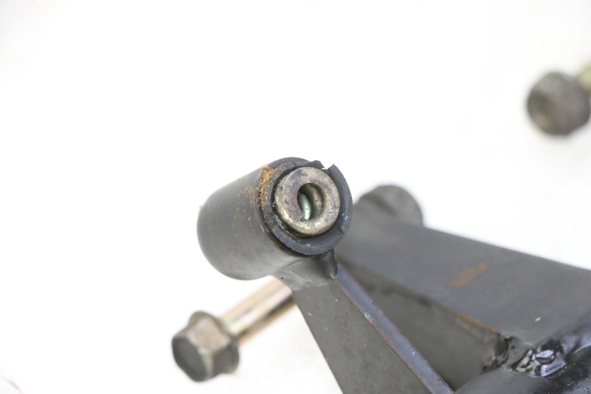 photo de SUPORTE DO MOTOR KYMCO LIKE 4T 50 (2019 - 2025) - Pontos de fixação