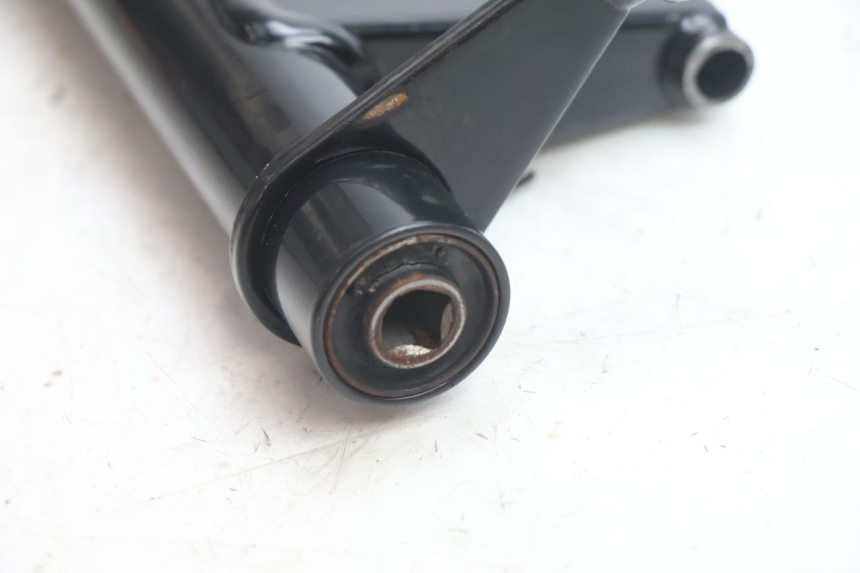 photo de SUPORTE DO MOTOR KYMCO LIKE 4T 50 (2019 - 2025) - Peça verificada