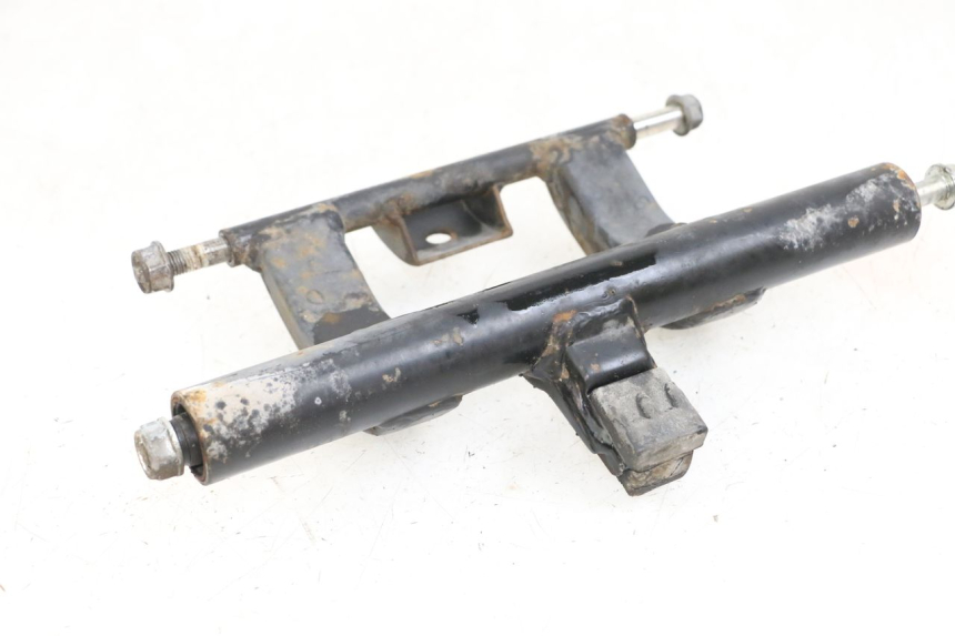 photo de SUPORTE DO MOTOR HONDA NHX LEAD 110 (2008 - 2010) - Zoom do estado de desgaste