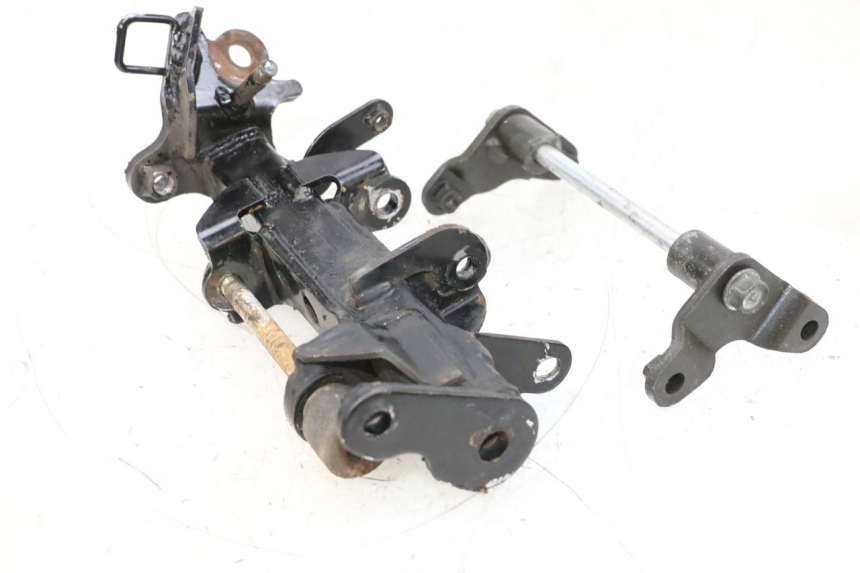 photo de SUPORTE DO MOTOR HONDA NSR R 125 (1994 - 2003) - Outro ângulo de visão