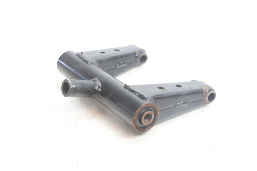 photo de SUPORTE DO MOTOR JM MOTORS OLDIES 4T 50 (2010 - 2020) - Zoom do estado de desgaste