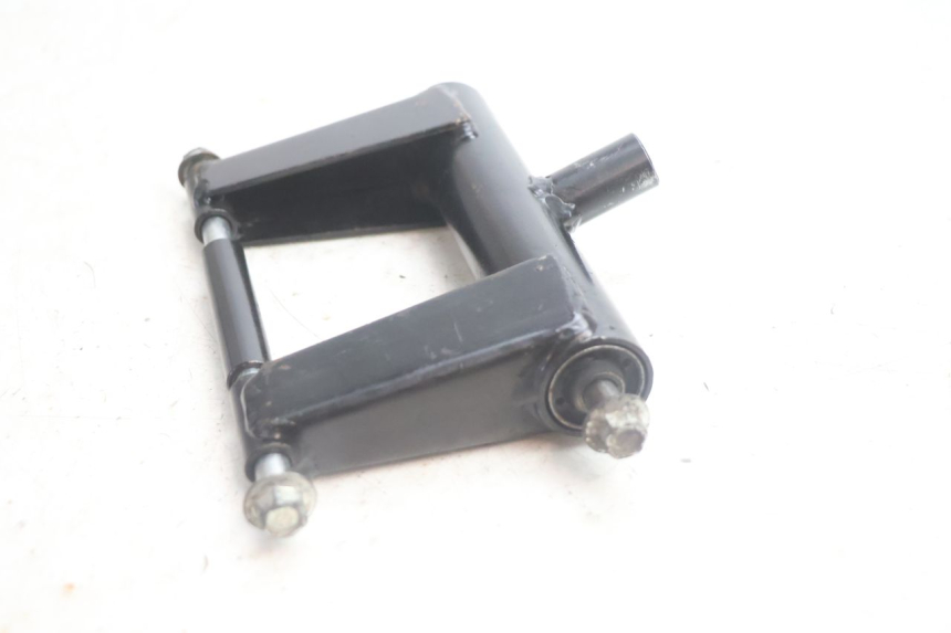 photo de SUPORTE DO MOTOR JM MOTORS OLDIES 4T 50 (2020 - 2026) - Zoom do estado de desgaste
