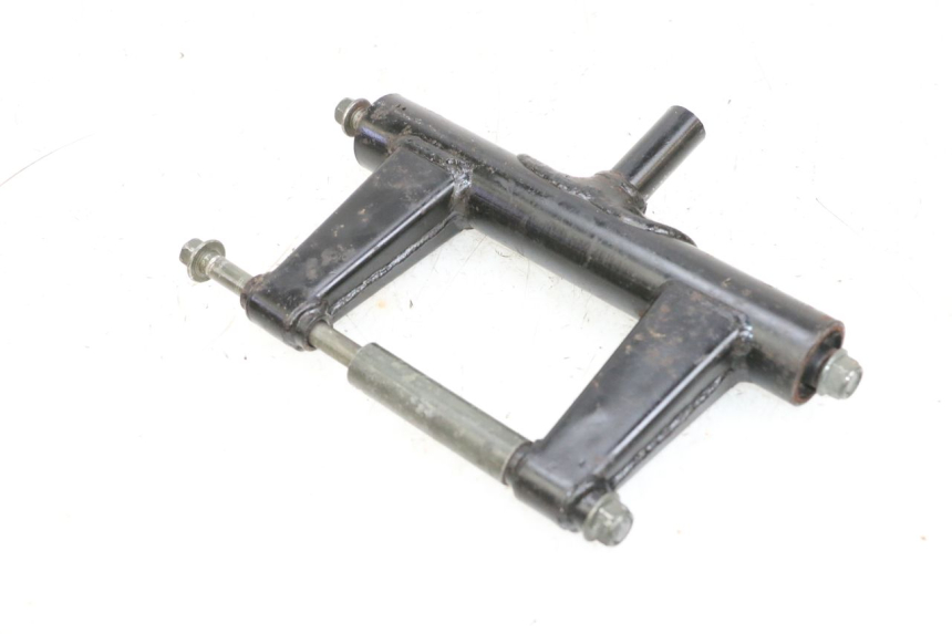 photo de SUPORTE DO MOTOR JM MOTORS OLDIES GT 4T 50 (2018 - 2025) - Detalhe da peça