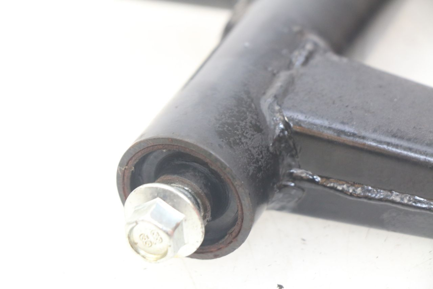 photo de SUPORTE DO MOTOR NECO ONE 4T 50 (2011 - 2020) - Detalhe da peça