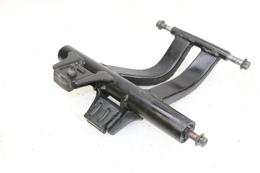 photo de SUPORTE DO MOTOR SYM ORBIT III 3 4T 50 (2018 - 2021) - Outro ângulo de visão