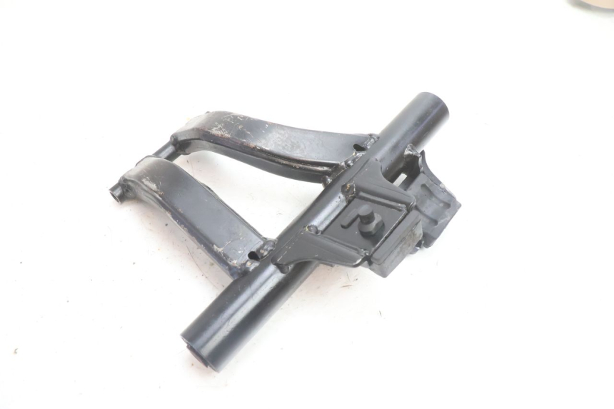 photo de SUPORTE DO MOTOR SYM ORBIT III 3 4T 50 (2021 - 2025) - Vista principal