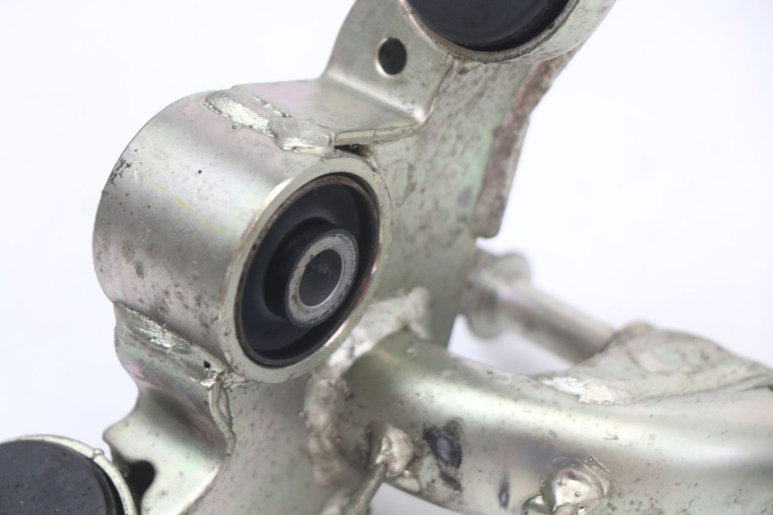 photo de SUPORTE DO MOTOR HONDA PCX (JF28) 125 (2009 - 2011) - Estado da superfície