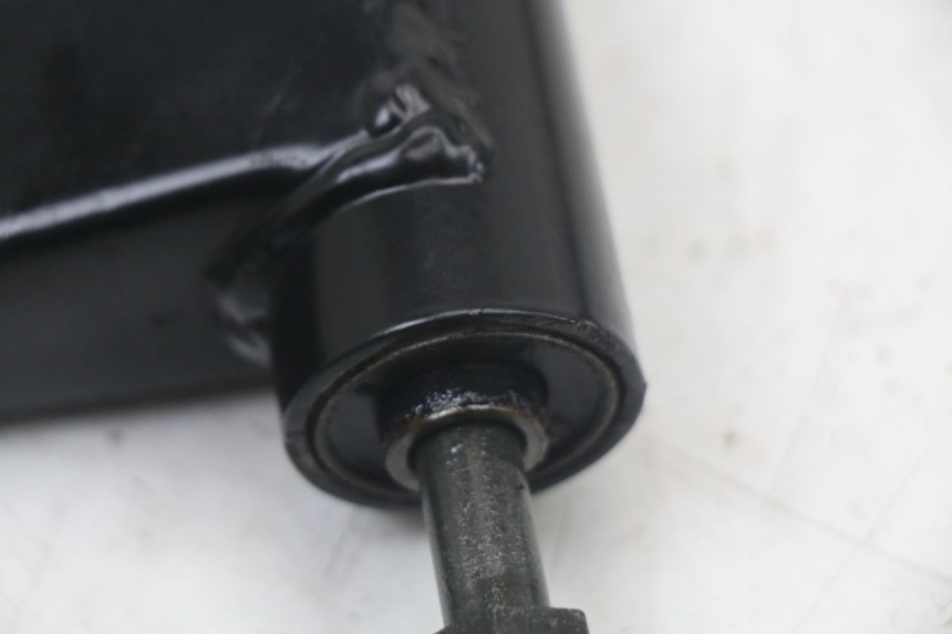 photo de SUPORTE DO MOTOR PEUGEOT STREETZONE 4T 50 (2018 - 2023) - Estado da superfície