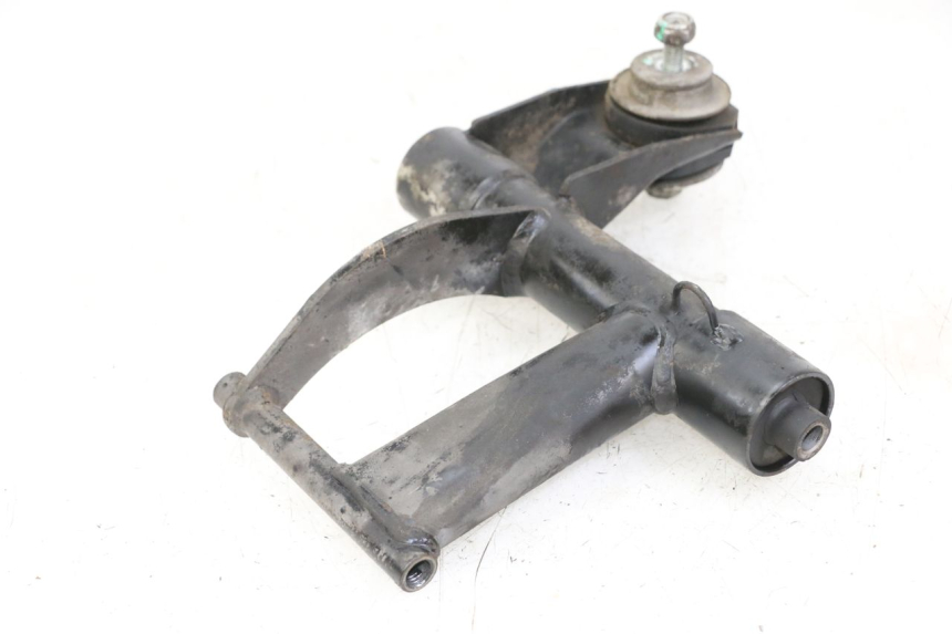 photo de SUPORTE DO MOTOR PIAGGIO LIBERTY IGET 4T 50 (2021 - 2025) - Zoom do estado de desgaste
