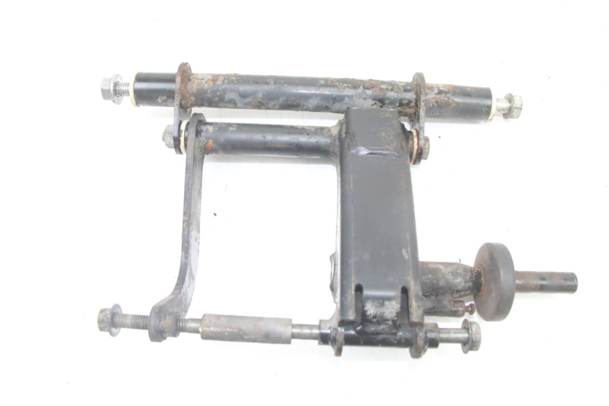 photo de SUPORTE DO MOTOR PIAGGIO VESPA GRANTURISMO 125 (2003 - 2007) - Detalhe da peça