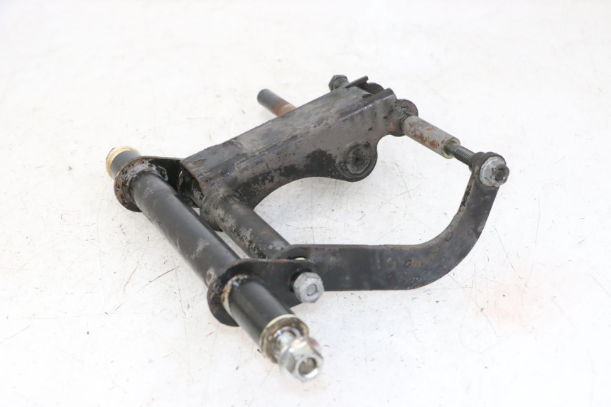 photo de SUPORTE DO MOTOR PIAGGIO VESPA GRANTURISMO 200 (2004 - 2005) - Pontos de fixação