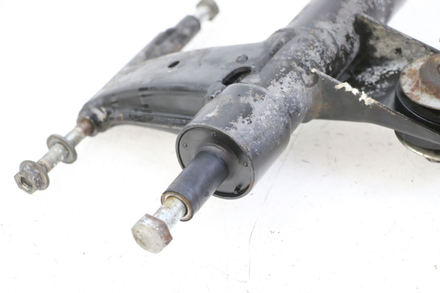 photo de SUPORTE DO MOTOR PIAGGIO VESPA LX 2T 50 (2005 - 2013) - Detalhe da peça