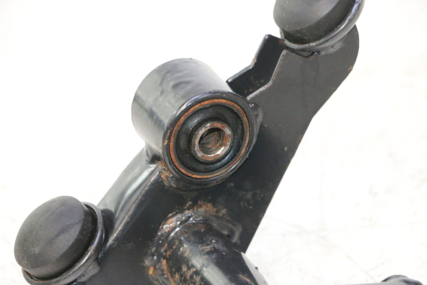 photo de SUPORTE DO MOTOR YIYING RETRO 125 (2008 - 2018) - Vista geral