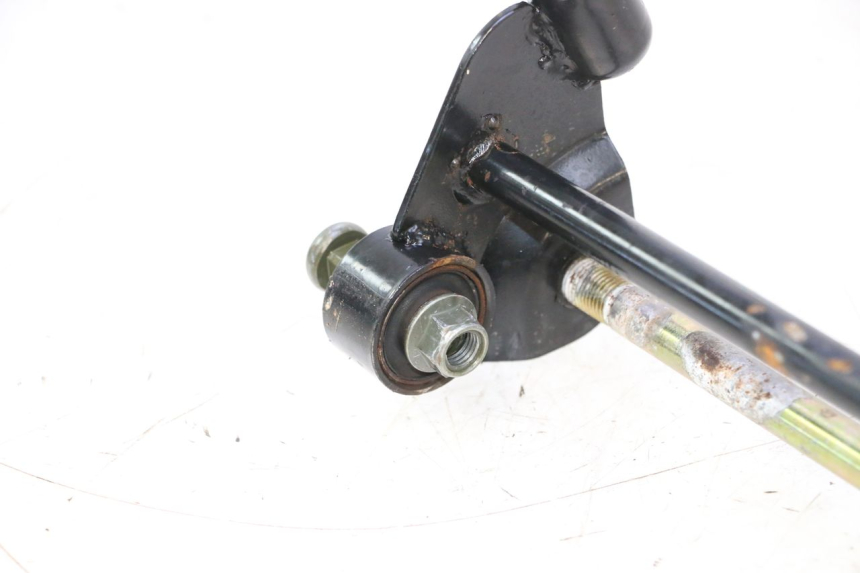 photo de SUPORTE DO MOTOR KEEWAY RY6 2T 50 (2011 - 2019) - Outro ângulo de visão