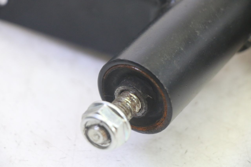 photo de SUPORTE DO MOTOR JM MOTORS SANTANA EVO 50 (2024 - 2026) - Outro ângulo de visão
