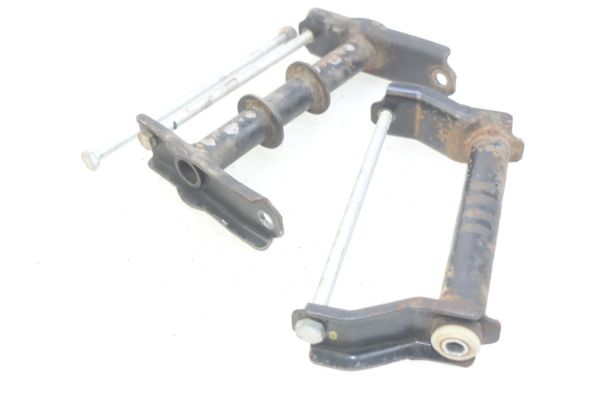 photo de SUPORTE DO MOTOR PEUGEOT SATELIS 125 (2006 - 2009) - Pontos de fixação