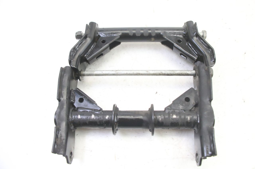 photo de SUPORTE DO MOTOR PEUGEOT SATELIS 125 (2013 - 2018) - Zoom do estado de desgaste