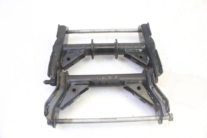 photo de SUPORTE DO MOTOR PEUGEOT SATELIS 125 (2013 - 2018) - Vista principal