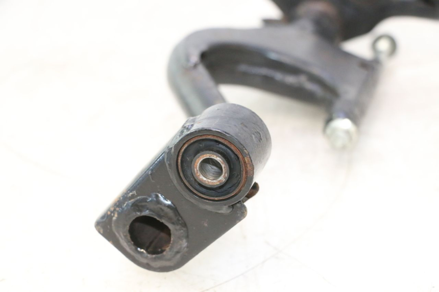 photo de SUPORTE DO MOTOR FYM SCOOTERONE 125 (2006 - 2008) - Ampliação técnica