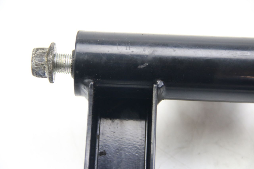 photo de SUPORTE DO MOTOR SUZUKI SIXTEEN 125 (2008 - 2010) - Marcações e referências