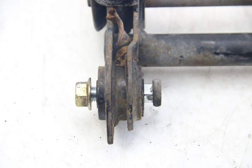 photo de SUPORTE DO MOTOR MBK SKYLINER 125 (1998 - 2001) - Pontos de fixação