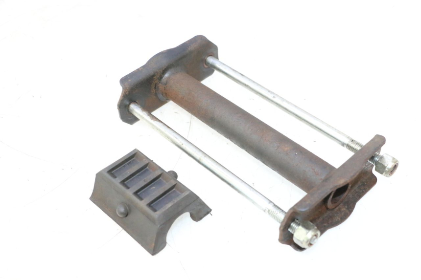 photo de SUPORTE DO MOTOR PEUGEOT SPEEDFIGHT LC 50 (1996 - 2002) - Zoom do estado de desgaste