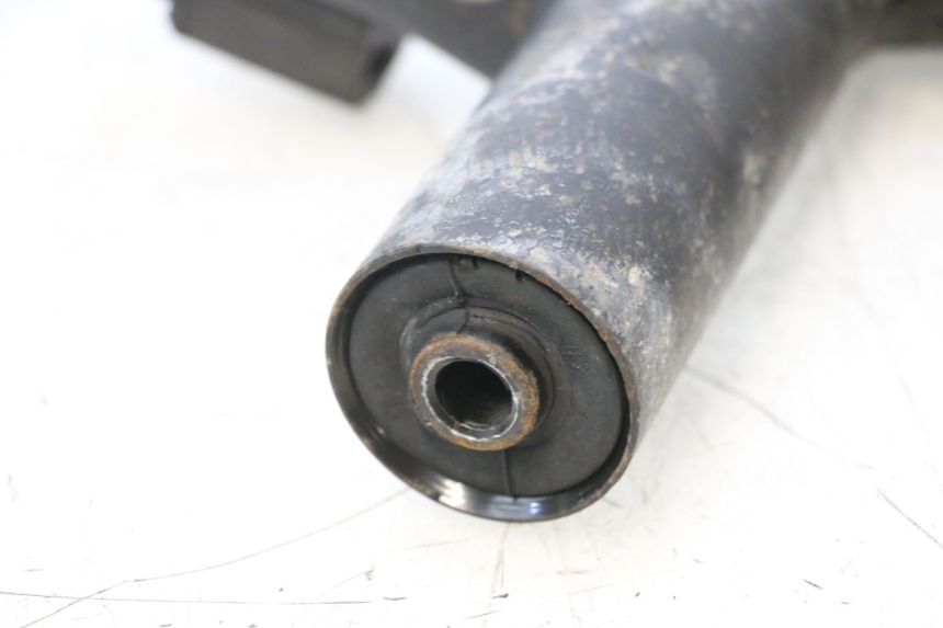 photo de SUPORTE DO MOTOR APRILIA SR MOTARD 50 (2012 - 2018) - Pontos de fixação