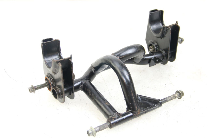 photo de SUPORTE DO MOTOR RAZZO STEED 125 (2012 - 2018) - Ampliação técnica
