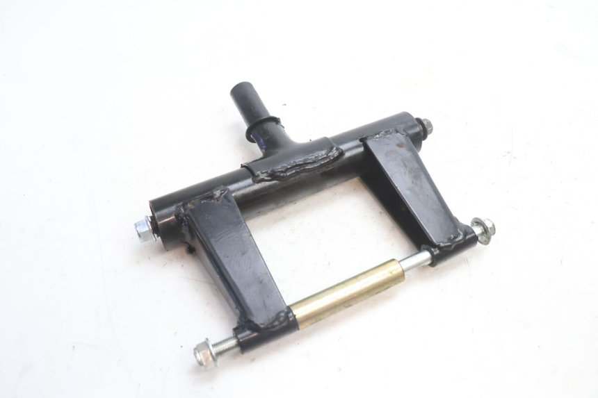 photo de SUPORTE DO MOTOR VASTRO STREET S 50 (2016 - 2021) - Detalhe da peça