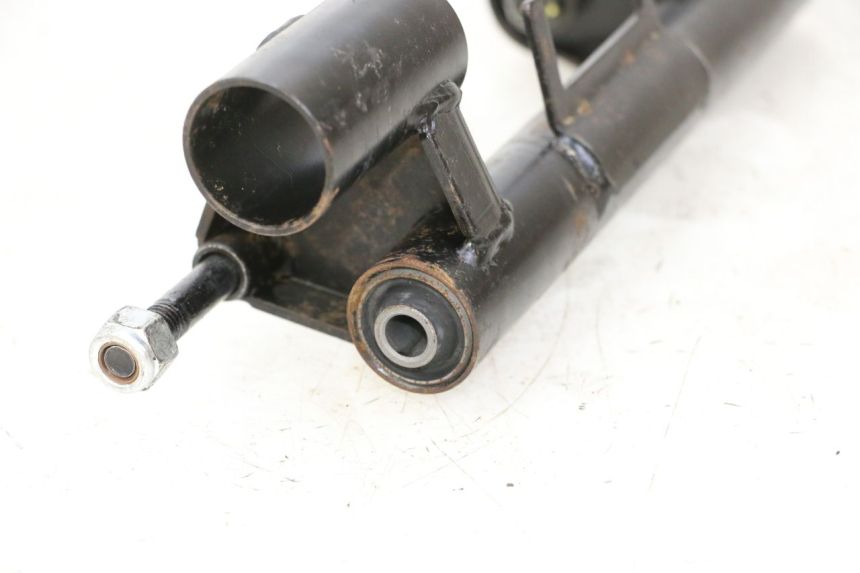 photo de SUPORTE DO MOTOR PEUGEOT STREETZONE I 2T 50 (2018 - 2020) - Pontos de fixação