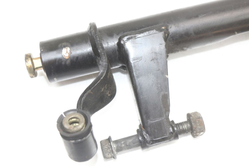 photo de SUPORTE DO MOTOR KYMCO SUPER 8 4T 50 (2021 - 2024) - Zoom do estado de desgaste