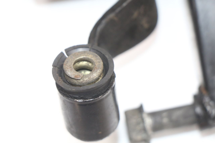 photo de SUPORTE DO MOTOR KYMCO SUPER 8 4T 50 (2021 - 2024) - Outro ângulo de visão