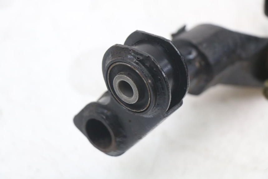 photo de SUPORTE DO MOTOR KYMCO SUPER 8 125 (2008 - 2015) - Detalhe da peça