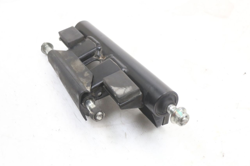 photo de SUPORTE DO MOTOR SUZUKI BURGMAN 125 (2018 - 2021) - Pontos de fixação