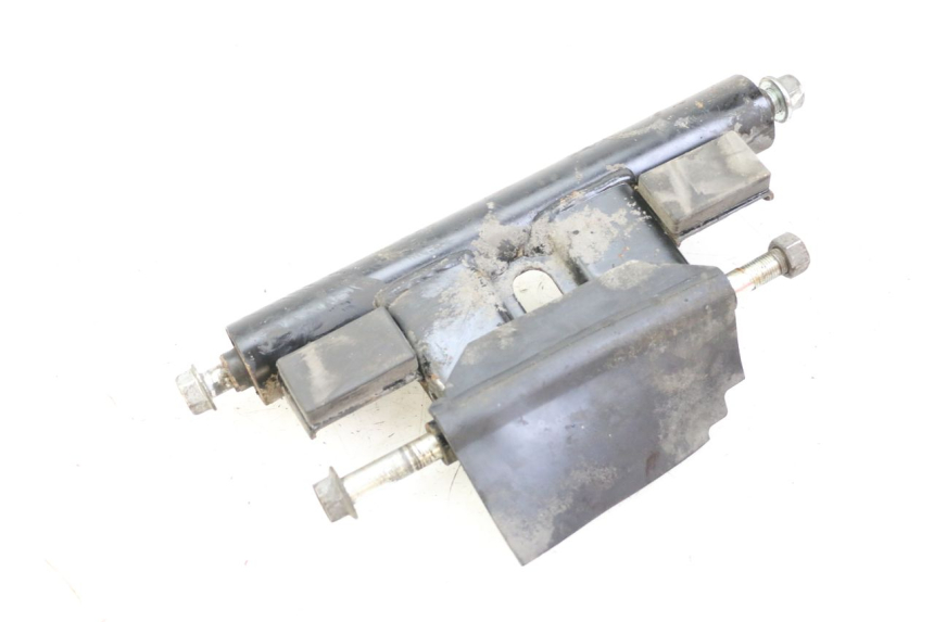 photo de SUPORTE DO MOTOR SUZUKI BURGMAN 125 (2015 - 2017) - Detalhe da peça