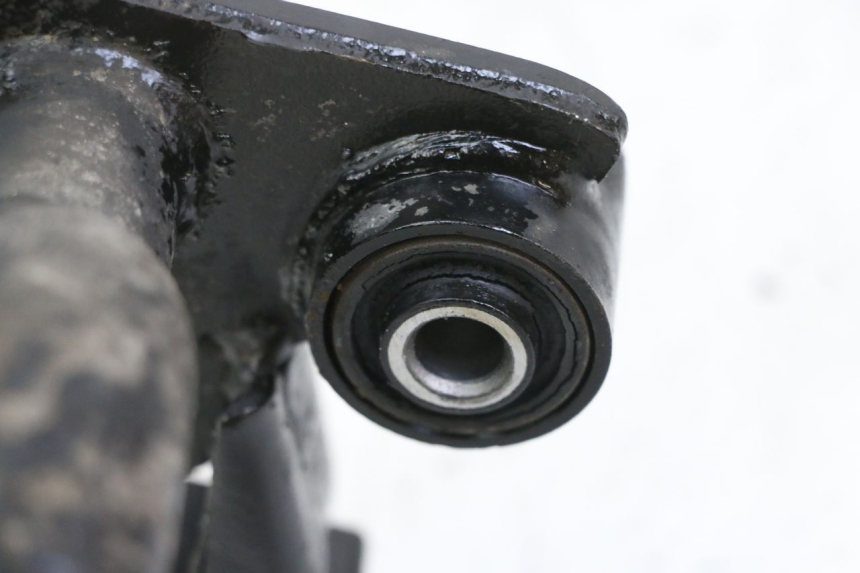 photo de SUPORTE DO MOTOR SYM FIDDLE 3 III 50 (2014 - 2020) - Detalhe da peça