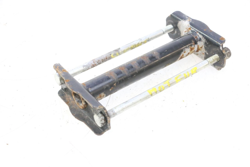 photo de SUPORTE DO MOTOR PEUGEOT TREKKER 50 (1995 - 2004) - Zoom do estado de desgaste