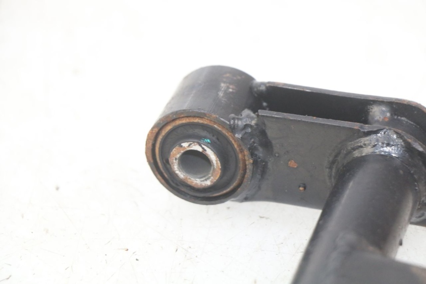 photo de SUPORTE DO MOTOR PEUGEOT TWEET 4T 50 (2010 - 2014) - Zoom do estado de desgaste