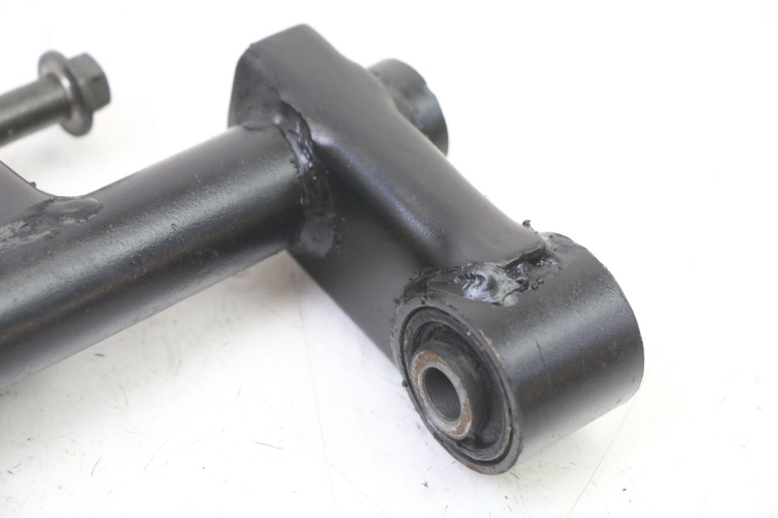photo de SUPORTE DO MOTOR PEUGEOT TWEET 4T 50 (2014 - 2019) - Pontos de fixação