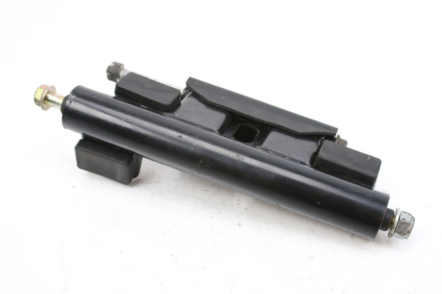 photo de SUPORTE DO MOTOR SUZUKI UH BURGMAN 125 (2002 - 2006) - Detalhe da peça
