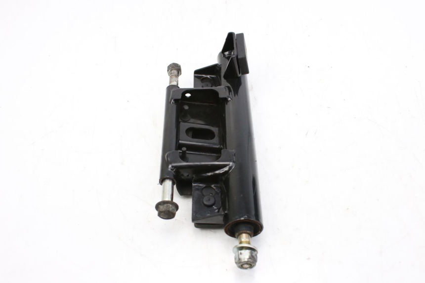 photo de SUPORTE DO MOTOR SUZUKI UH BURGMAN 125 (2002 - 2006) - Pontos de fixação