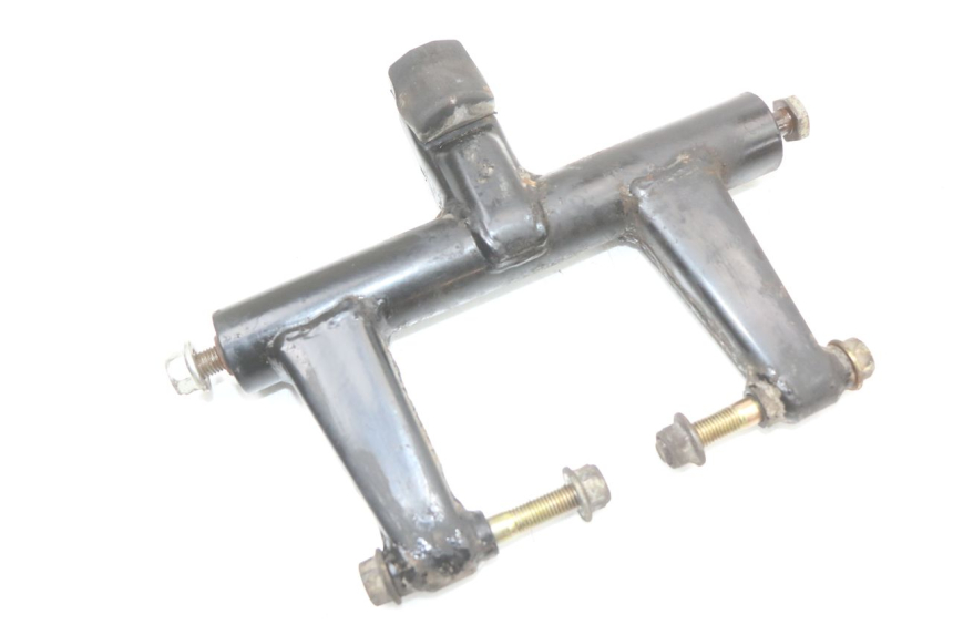 photo de SUPORTE DO MOTOR PEUGEOT V-CLIC VCLIC 50 (2007 - 2013) - Detalhe da peça