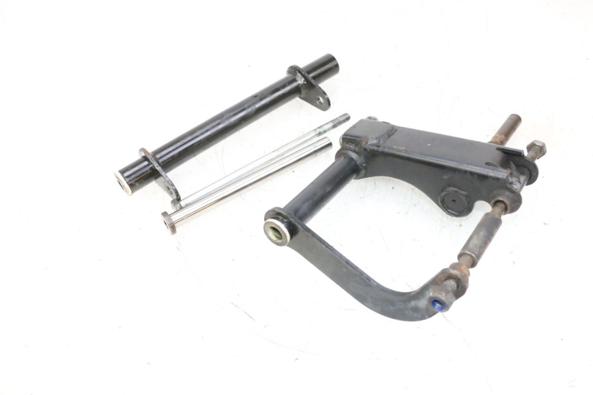 photo de SUPORTE DO MOTOR PIAGGIO VESPA GTS SUPER IE 125 (2009 - 2016) - Vista principal