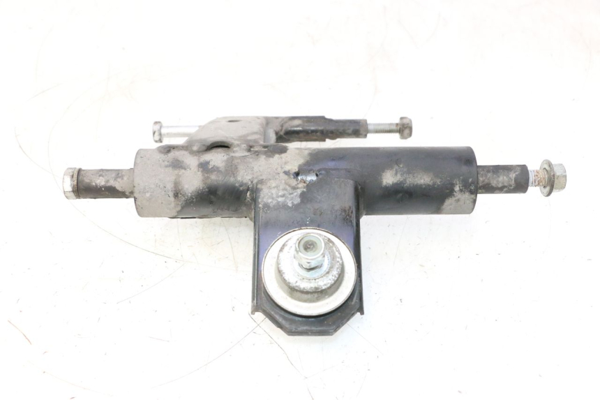 photo de SUPORTE DO MOTOR PIAGGIO VESPA PRIMAVERA 2T 50 (2013 - 2018) - Zoom do estado de desgaste